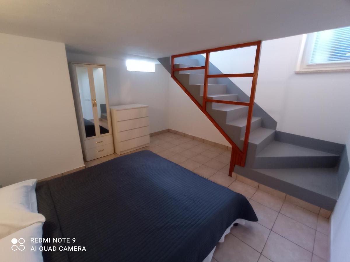 Studio Apartman 普莱曼图拉 外观 照片